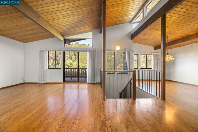 1383 Alvarado Rd, Berkeley, CA 94705