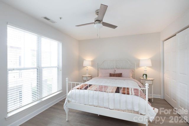 930 Jetton Street 29, Davidson, NC 28036