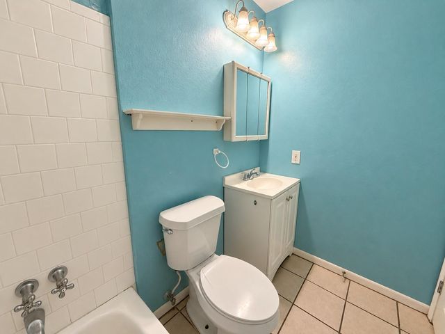 3804 Briar Hollow Drive, Dickinson, TX 77539