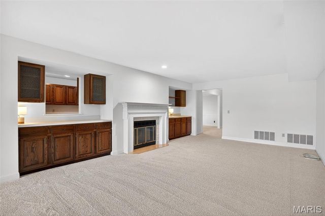 14300 Conway Meadows Court 202, Chesterfield, MO 63017