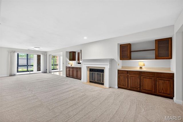 14300 Conway Meadows Court 202, Chesterfield, MO 63017