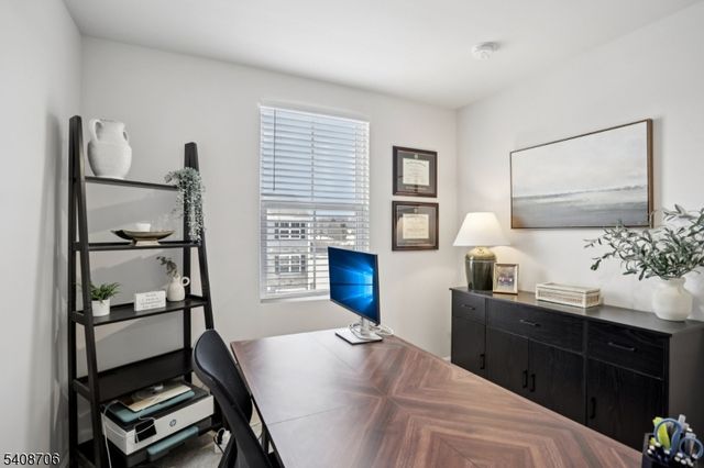 3 Limestone Blvd, Washington Twp., NJ 07882