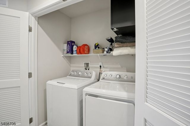 3 Limestone Blvd, Washington Twp., NJ 07882