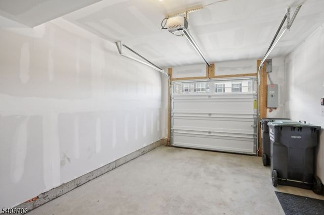 3 Limestone Blvd, Washington Twp., NJ 07882