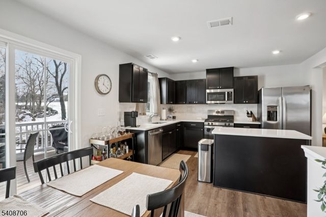 3 Limestone Blvd, Washington Twp., NJ 07882