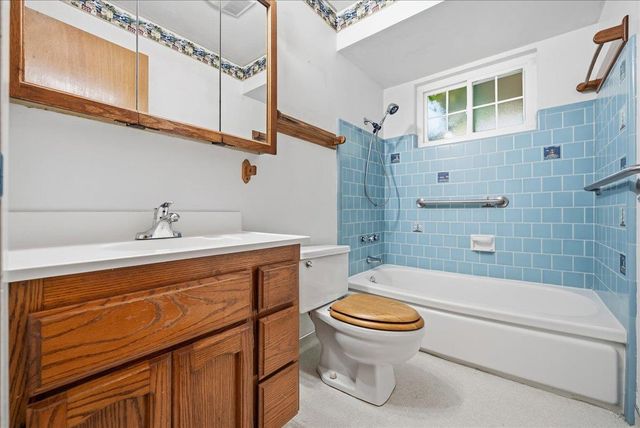 707 Jo Anne Ln, Roseville, CA 95678