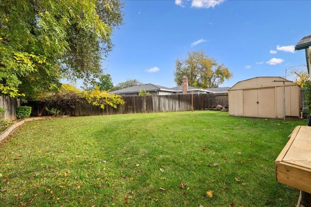 707 Jo Anne Ln, Roseville, CA 95678