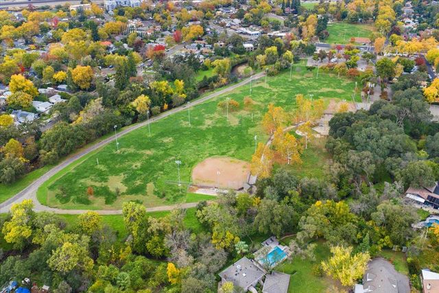 707 Jo Anne Ln, Roseville, CA 95678