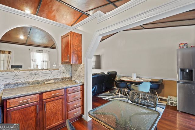 884 Forest Path, Stone Mountain, GA 30088