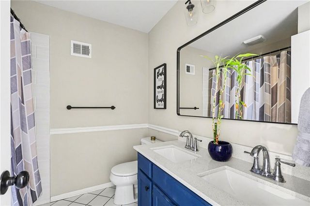 15113 W 91st Place, Lenexa, KS 66219