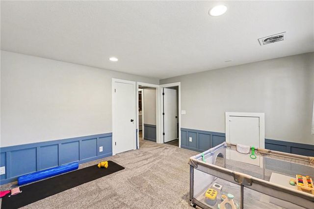 15113 W 91st Place, Lenexa, KS 66219