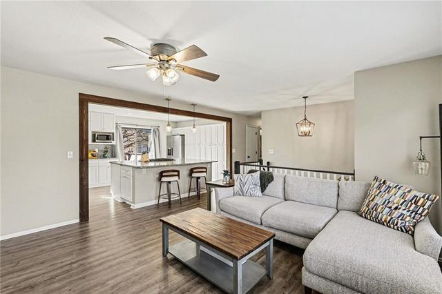 15113 W 91st Place, Lenexa, KS 66219