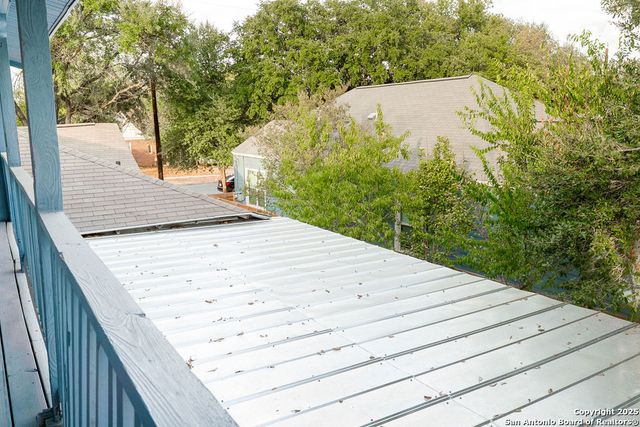 1730 mistletoe, San Antonio, TX 78201