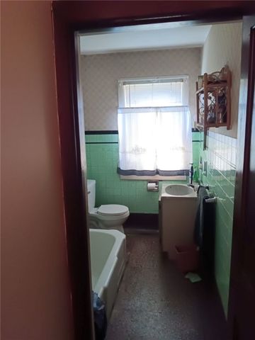 637 W Otterman, City Of Greensburg, PA 15601