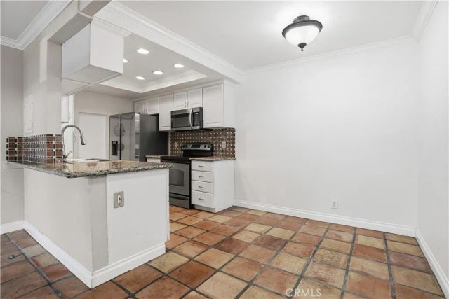20702 El Toro Road 231, Lake Forest, CA 92630