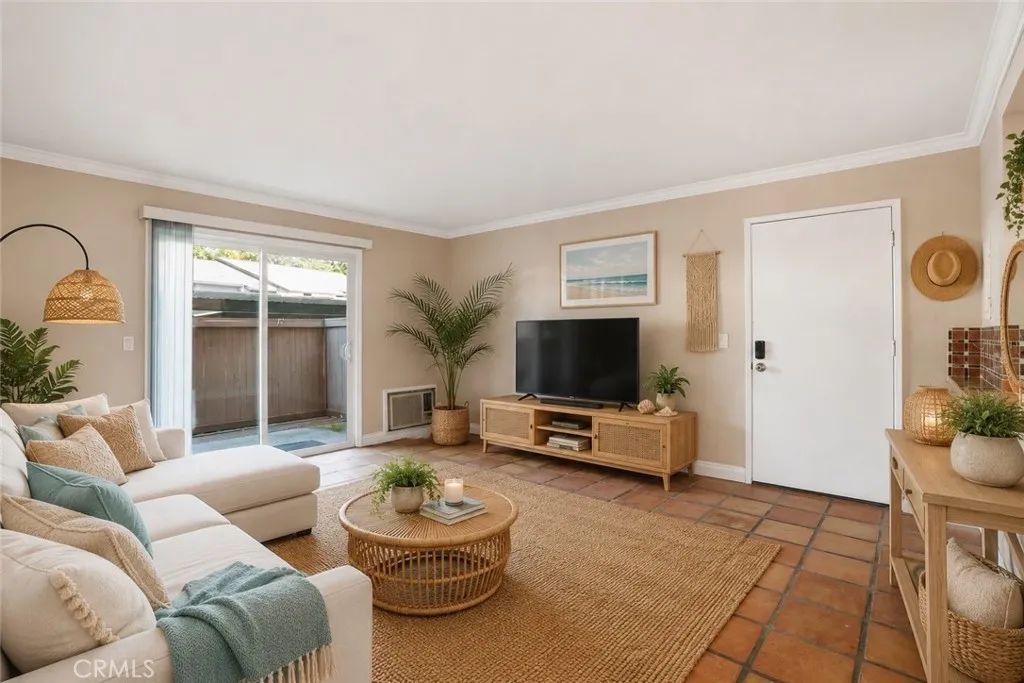 20702 El Toro Road 231, Lake Forest, CA 92630