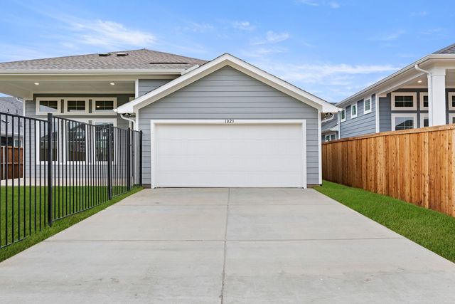 1023 Abigail Way, Midlothian, TX 76065