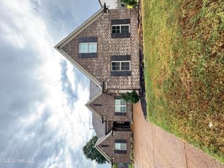 3384 Champion Hills Drive, Southaven, MS 38672