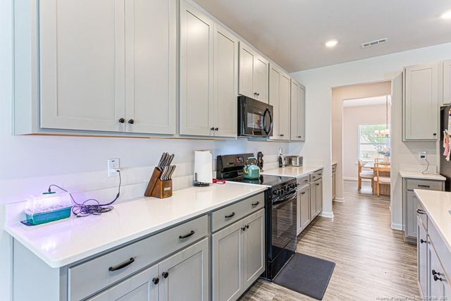 1622 Old Barn Road, Fayetteville, NC 28312