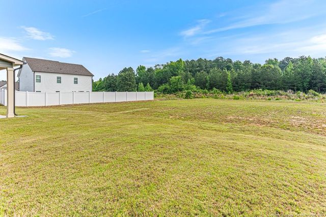 1622 Old Barn Road, Fayetteville, NC 28312