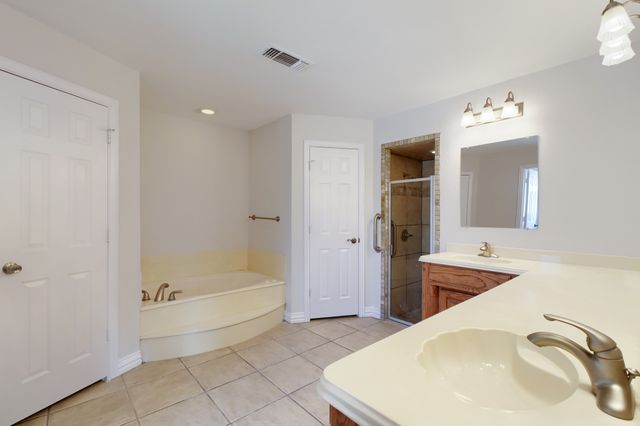 152 Howard Newby Lane, Springtown, TX 76082