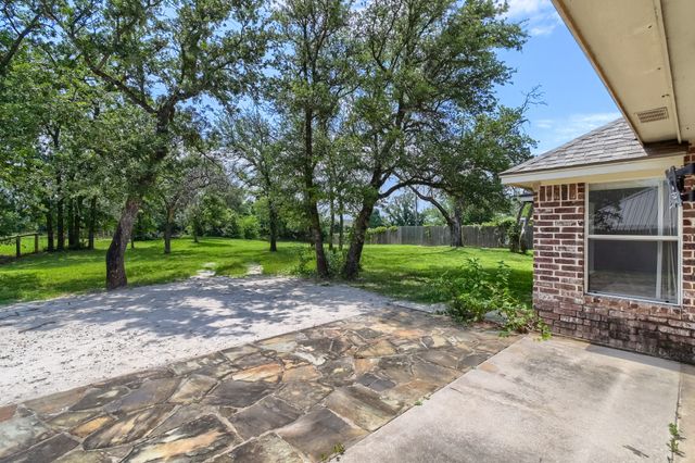 152 Howard Newby Lane, Springtown, TX 76082