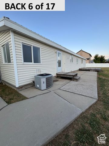 335 W MEMORIAL PARK RD, Henefer, UT 84033
