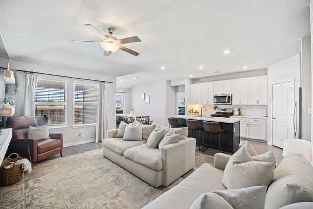 537 Loriner Way, Liberty Hill, TX 78642