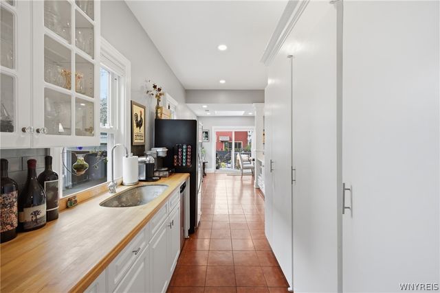 29 Lexington Avenue, Buffalo, NY 14222