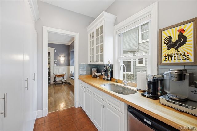 29 Lexington Avenue, Buffalo, NY 14222