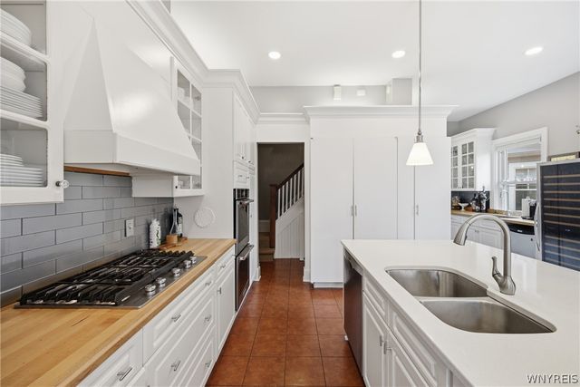 29 Lexington Avenue, Buffalo, NY 14222