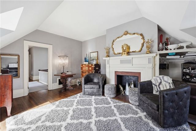 29 Lexington Avenue, Buffalo, NY 14222