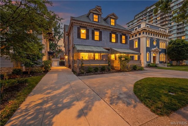 29 Lexington Avenue, Buffalo, NY 14222
