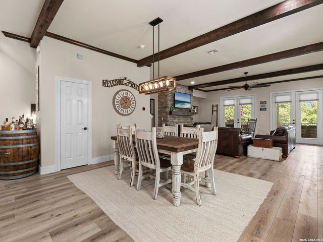 1033 Gruene Rd, New Braunfels, TX 78130