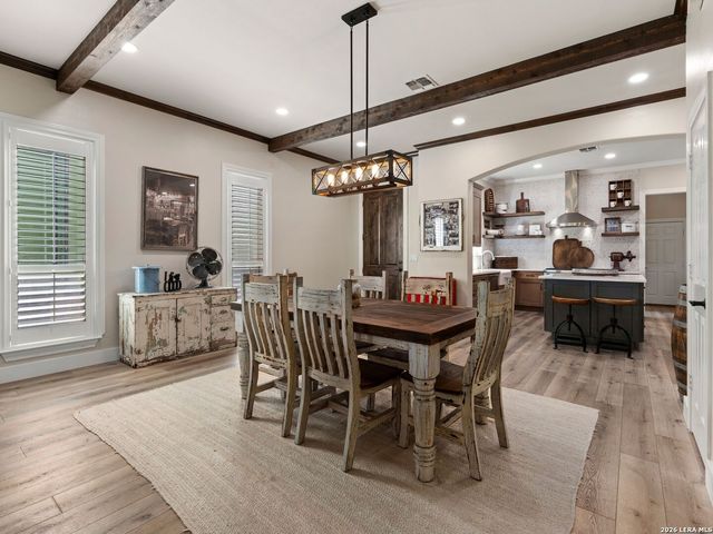 1033 Gruene Rd, New Braunfels, TX 78130