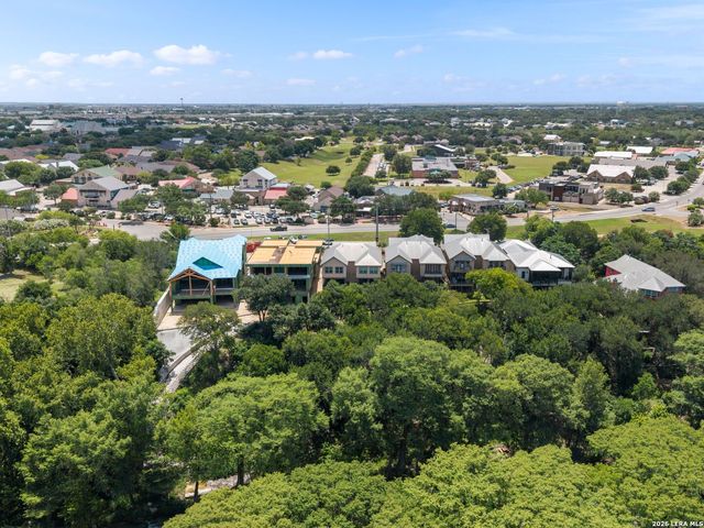 1033 Gruene Rd, New Braunfels, TX 78130