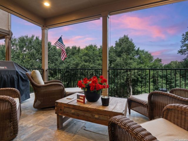 1033 Gruene Rd, New Braunfels, TX 78130