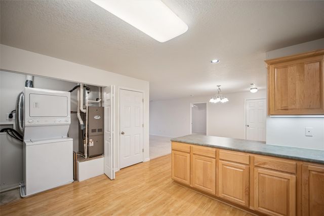 410 N 1st Street 201, Indianola, IA 50125