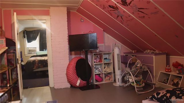 375 Olympic Avenue, Buffalo, NY 14215