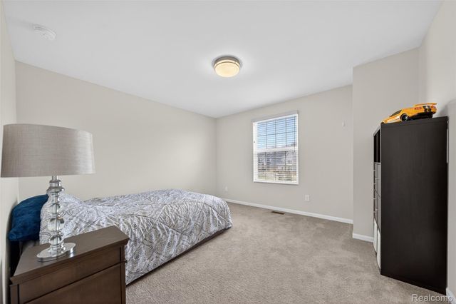 4172 Walcott Drive, Orion Charter Township, MI 48359
