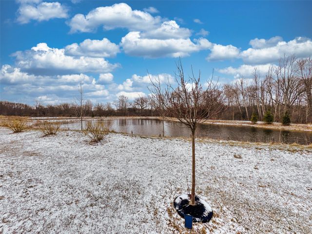 4172 Walcott Drive, Orion Charter Township, MI 48359