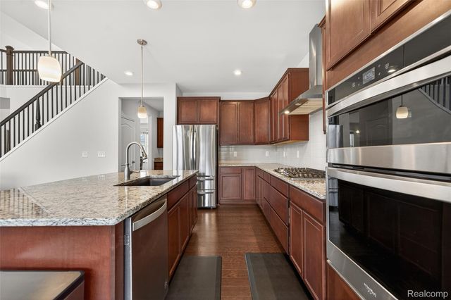 4172 Walcott Drive, Orion Charter Township, MI 48359