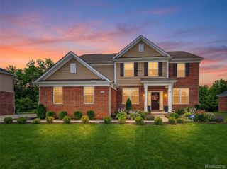 4172 Walcott Drive, Orion Charter Township, MI 48359