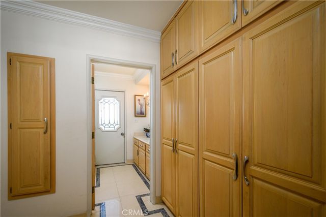 201 E Burke Dr, Montebello, CA 90640