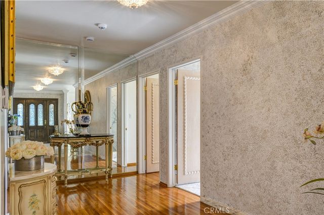 201 E Burke Dr, Montebello, CA 90640