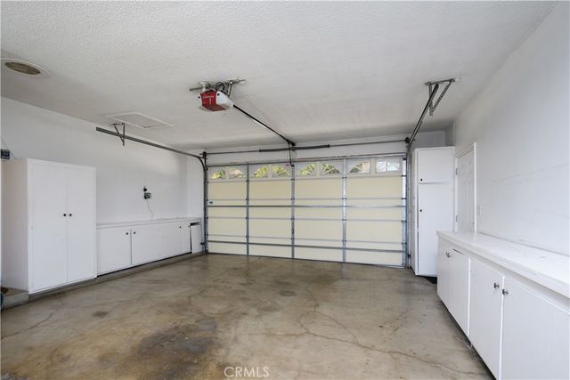 201 E Burke Dr, Montebello, CA 90640
