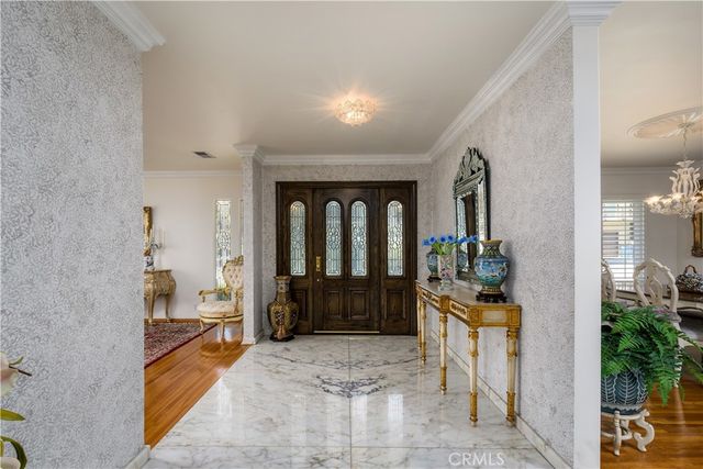 201 E Burke Dr, Montebello, CA 90640