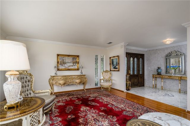 201 E Burke Dr, Montebello, CA 90640