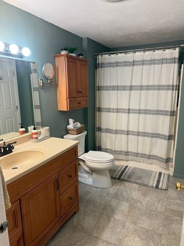1 Reed Ave 7, Plymouth, MA 02360
