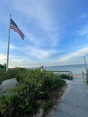 1 Reed Ave 7, Plymouth, MA 02360